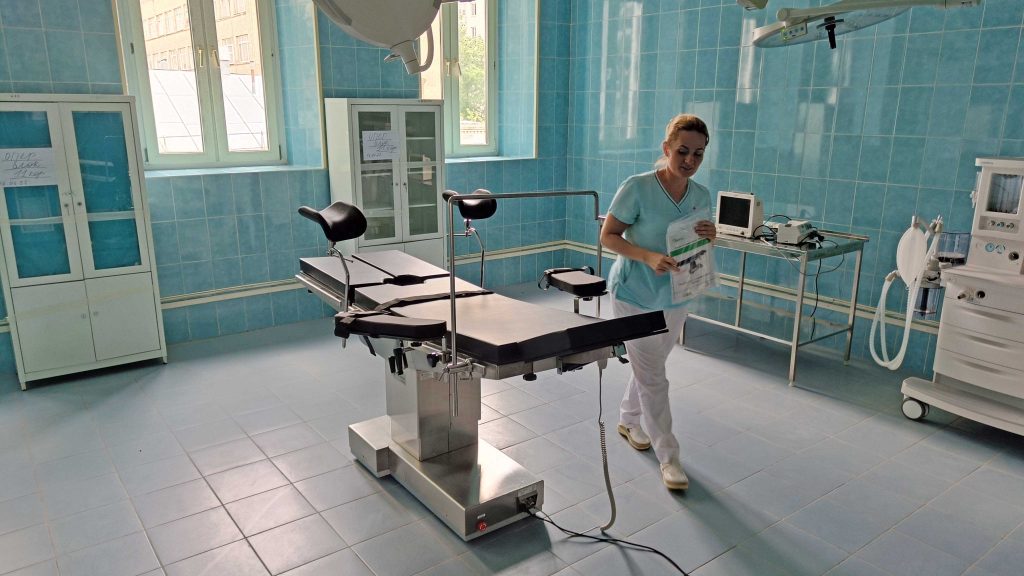 ГБУЗ МО Лобненская центральная городская больница, г. Лобня, стол опреационный Фаура 4ЭМ-4